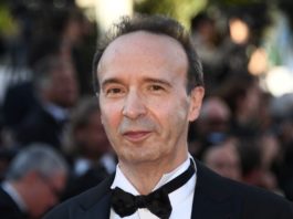 Incidente in mare per Roberto Benigni: trasportato in ospedale in elisoccorso